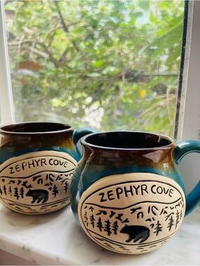 Zephyr Cove-Lake Tahoe-Black bear-Lg pottery Mug-collectible -set of two